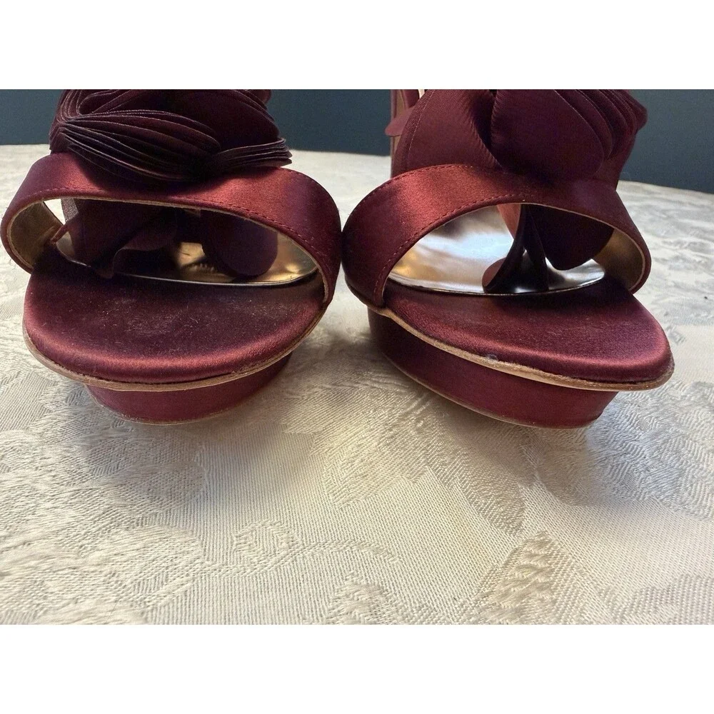 Badgley Mischka Heels Womens Randee Ruffle Flower Ankle Strap Satin Dark Red 10M